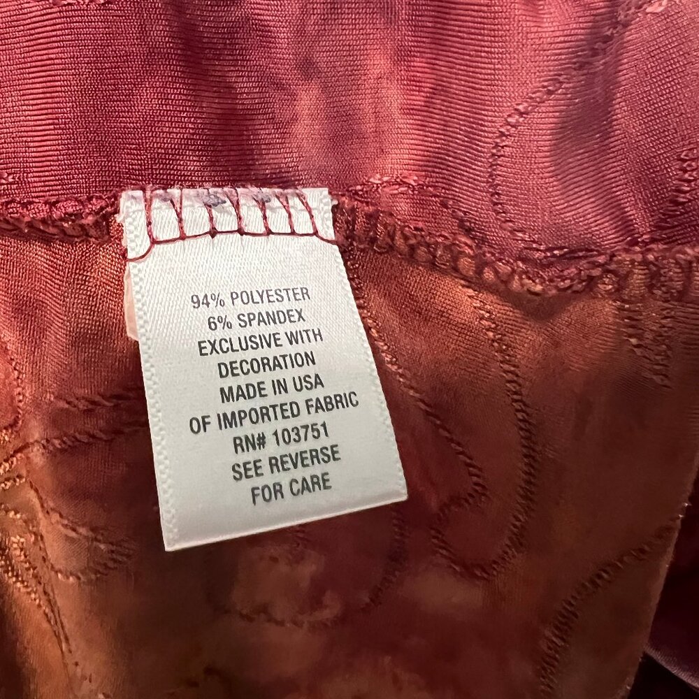 Dressbarn XL Vibrant Floral Embossed Tee | Sunset Red Orange Short Sleeve Top - Picture 5 of 11